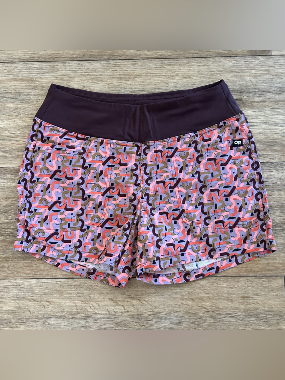 Outdoor Research Zendo Plum Waistband Geometric Print Women's Athletic Shorts M